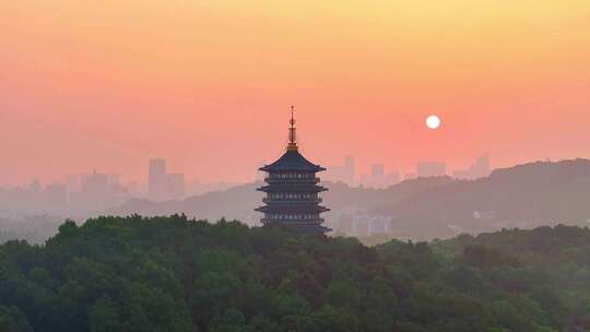 航拍清晨日出杭州西湖风景区雷峰塔建筑同框