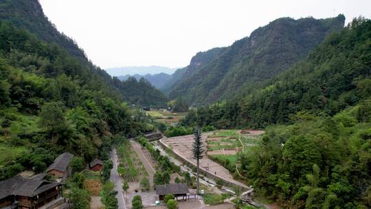 重庆山水黔江4A景区十三寨航拍