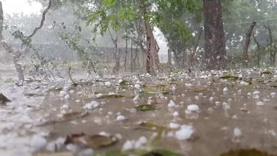 冰雹风暴慢动作