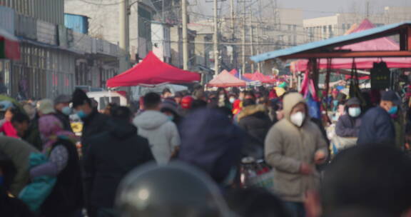 春节赶年集买年货过大年