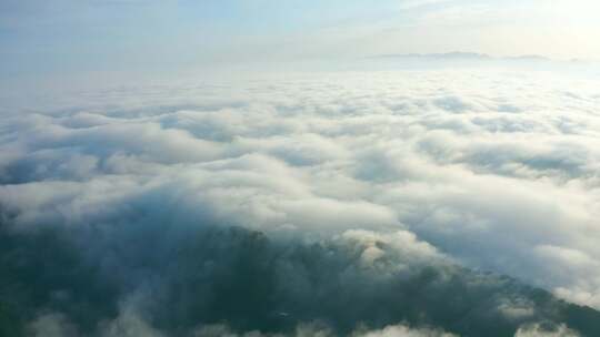 清晨云海日出云层山顶山林山峰云雾缭绕风景视频素材模板下载