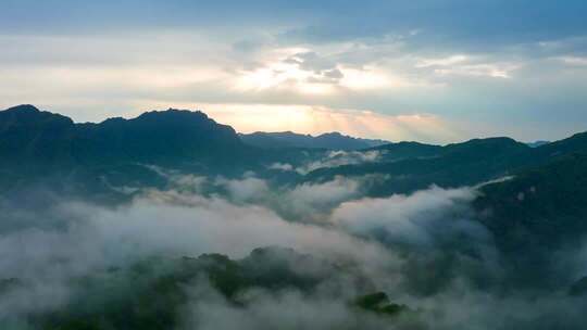 山间云海日出自然风光