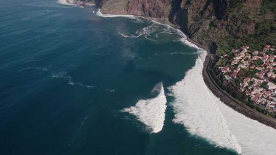 海边海岸海浪冲浪航拍