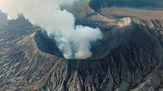 航拍Bromo火山云海视频素材模板下载