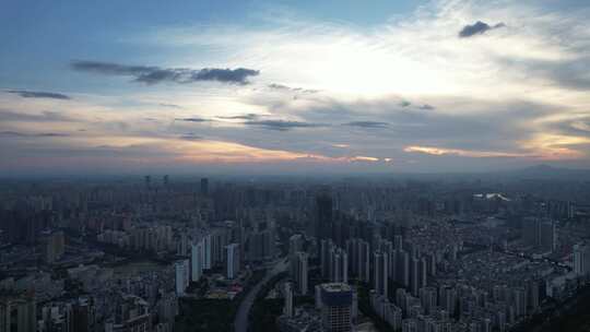 江西赣州城市蓝天白云城市大景全景航拍