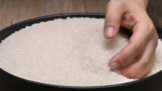 大米 五常大米 粮食丰收 粮仓视频素材模板下载