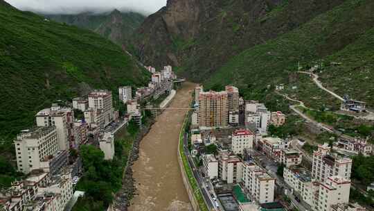 航拍四川甘孜大金川丹巴县城风光