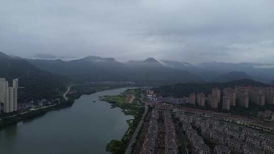 福建连江县潘渡镇的雨后景色