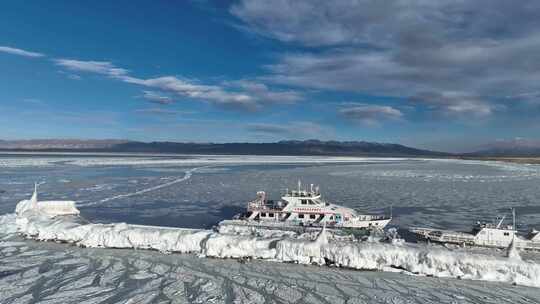 青海海南青海湖天空湖面船只航拍视频