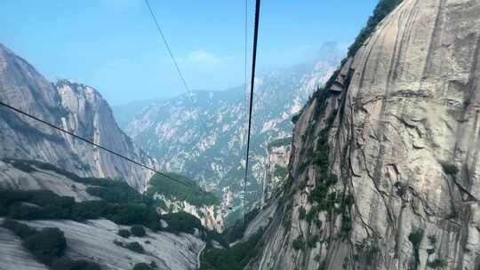 陕西旅游西岳华山景区山峰峡谷缆车索道