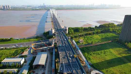 杭州钱塘江九堡大桥汽车车辆车流视频素材
