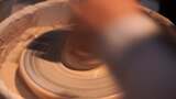 手工艺术品瓷器碗拉坯高清在线视频素材下载