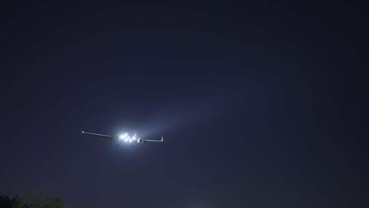 东方航空 飞机 航班 飞机降落 厦门高崎机场视频素材模板下载