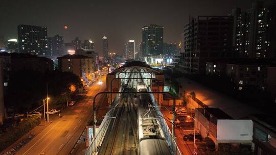 宜山路地铁站夜景航拍