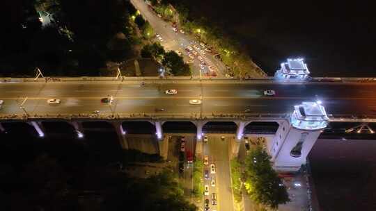 湖北武汉长江大桥夜晚夜景航拍车流交通城市