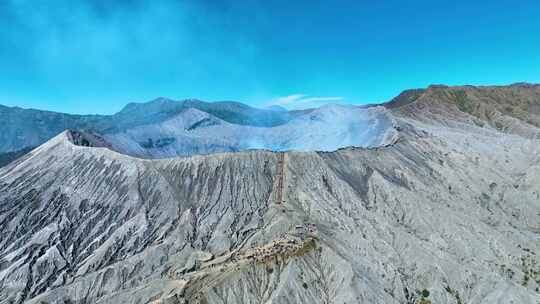 印尼布罗莫火山孤独星球