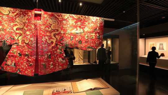 深圳博物馆苏绣艺术文献展视频素材模板下载
