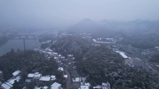 4K雪天冬季城镇航拍素材