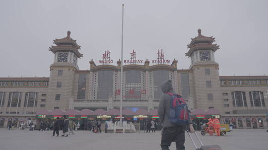 北京站 车站人流 返乡 候车 春运视频素材模板下载
