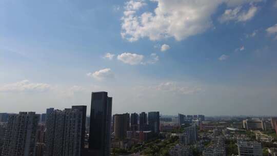 城市蓝天白云云层变化延时摄影视频素材
