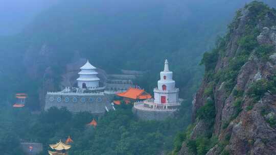 航拍辽宁辽阳龙峰寺