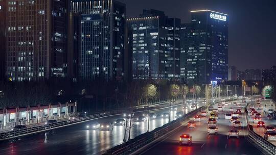 城市街道车流夜景