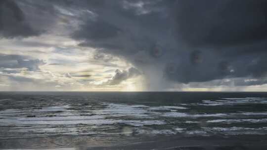 海边多雨的天气延时视频素材模板下载