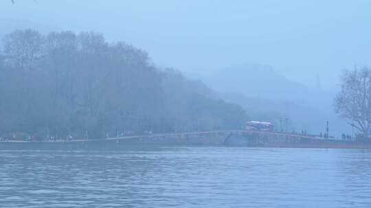 杭州雾西湖江南风景