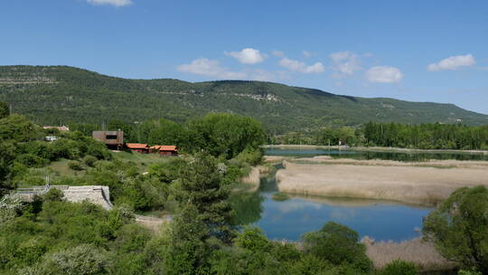 西班牙Serrania De Cuenca Una泻湖晨景