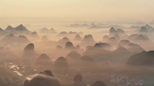 喀斯特山峰群山航拍延时