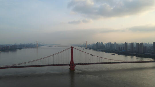 航拍武汉长江江景鹦鹉洲长江大桥视频素材模板下载