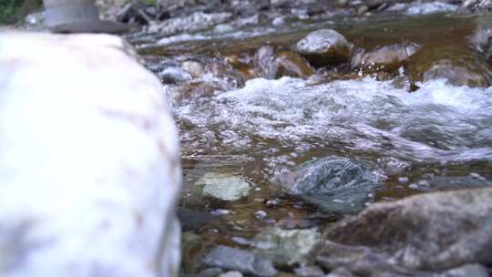 水源山水河水