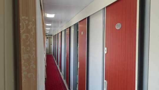 软卧火车车厢 春节 春运的动卧