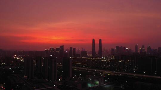 航拍杭州城市上空的日落黄昏