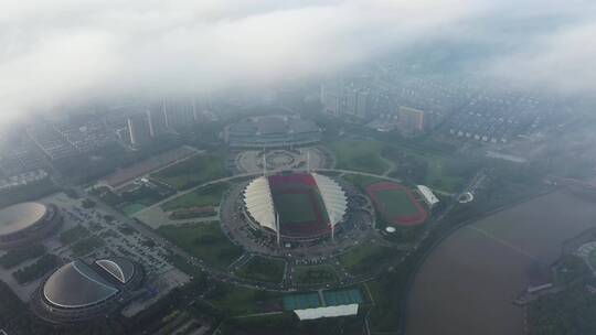 义乌市体育场上空壮观云海奇观4K航拍