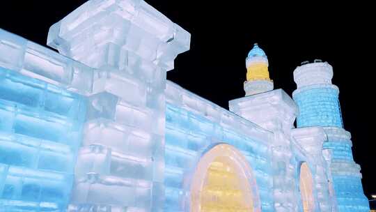 拍摄哈尔滨冰雪大世界景点冰雕景观视频素材模板下载