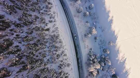 新疆自己 雪山  天山 冬天雪景