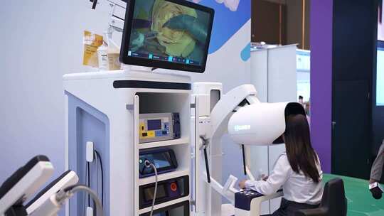 医疗机器人 腹腔镜手术  康基医疗