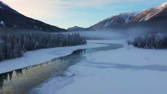 新疆阿勒泰地区喀纳斯景区雪景航拍