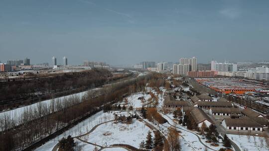 广场公园雪景