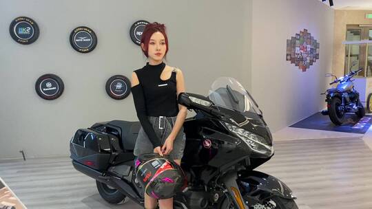 济南贵和，BK2机车旗下高端摩托车展厅