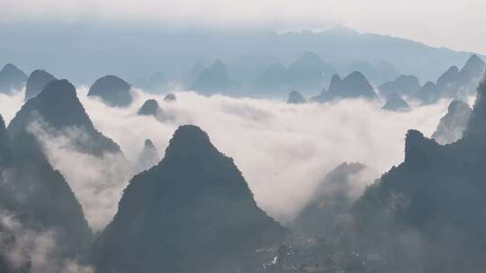 桂林漓江风光 烟雨漓江