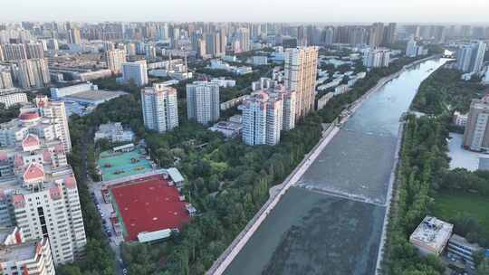 新疆 库尔勒市孔雀河风景