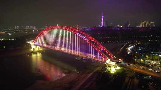 地标武汉汉阳汉江晴川桥夜景航拍视频