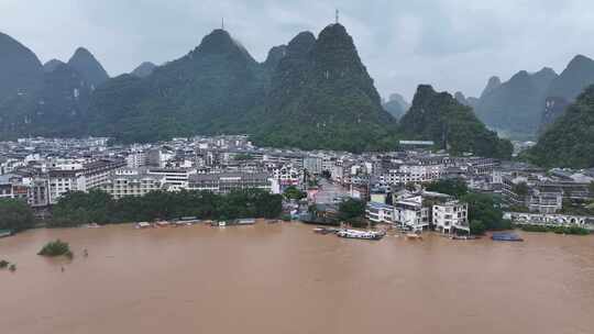 洪水袭击城市村庄灾害