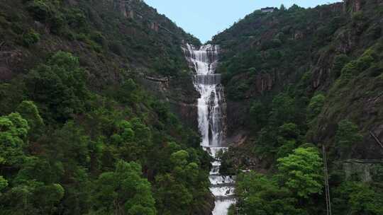 航拍浙江台州市天台山风景区大瀑布琼台景区