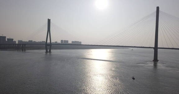航拍安庆 长江大桥 穿过