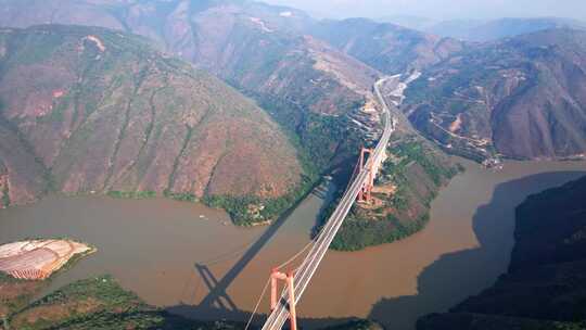 云南省红河州红河大桥白昼航拍实时