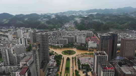 2024年6月下旬黄山市暴雨后洪水来袭