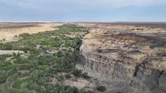 新疆克拉玛依白杨河大峡谷景区航拍自然风光